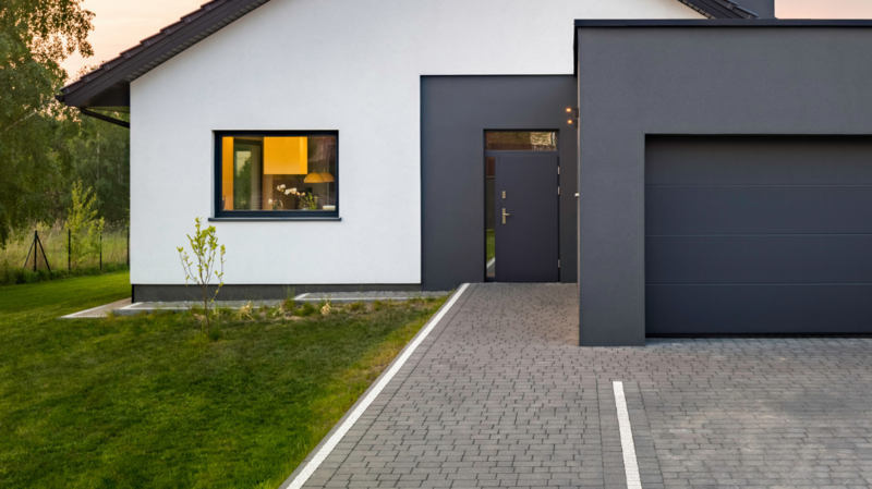 Smart garage: automation of intelligent doors